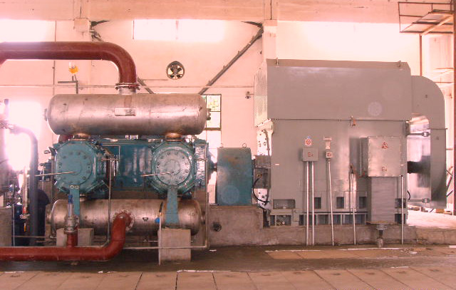 中石油青海油田M-95/17型石油气压缩机